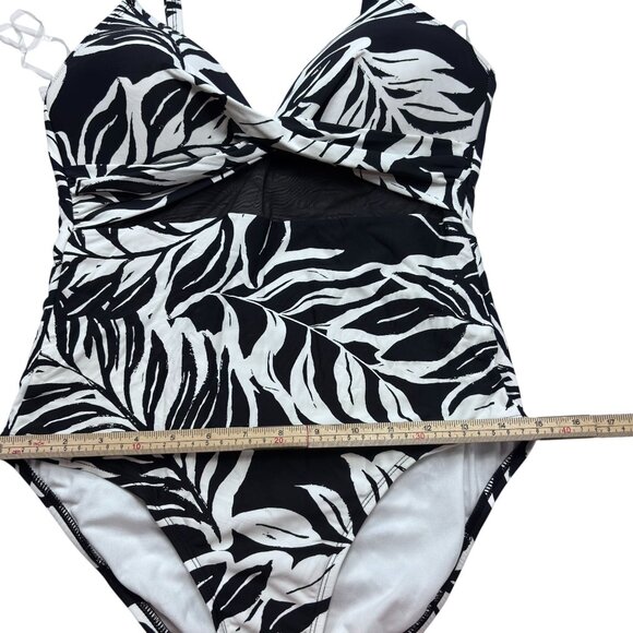 Womens One-Piece Black & White Tropical Leaf Print Swimsuit With Adjustable Stra - Picture 5 of 8
